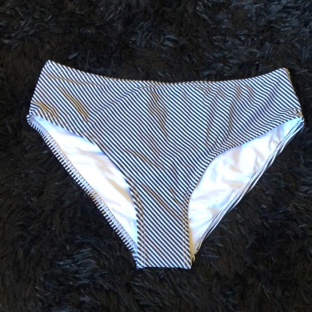 Black and White Stripped Bikini Bottoms